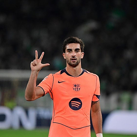 Ferran hace el gesto de haber marcado tres goles