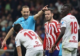 Cuadra Fernández dirigirá el Valencia - Sevilla FC en Mestalla