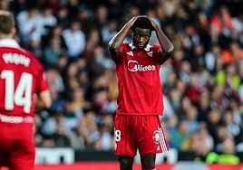 El Sevilla FC le gana un punto al descenso dando valor a un empate amargo