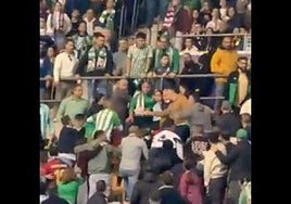 Terrible agresión  a un aficionado culé durante el Betis-Barça en La Cartuja