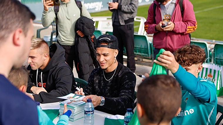 El mensaje de Navidad de Haro apunta al futuro del Betis: «La remodelación del estadio va a significar un salto cualitativo»