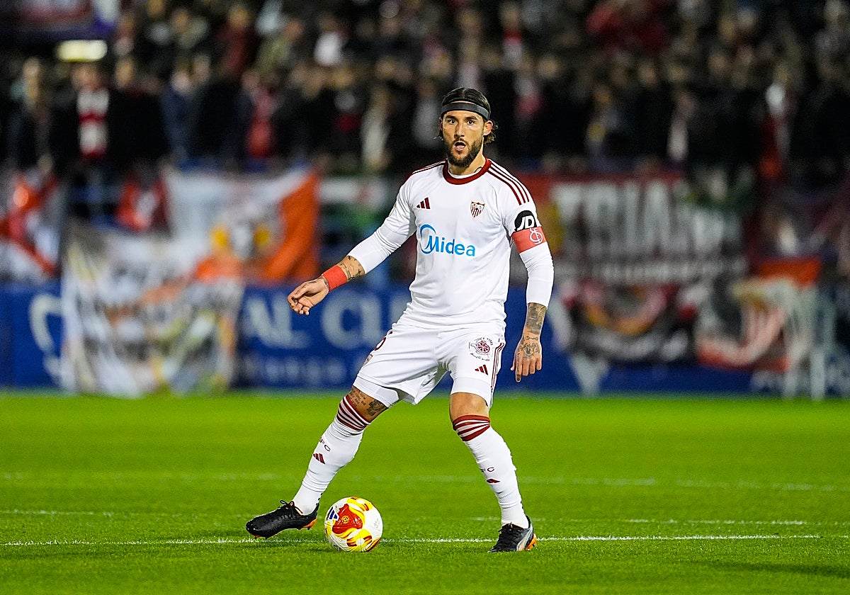 Nemanja Gudelj, en el Extremadura - Sevilla de la Copa