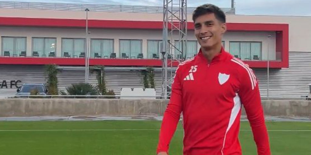 Fede Gattoni regresa al Sevilla en el primer entrenamiento de 2026