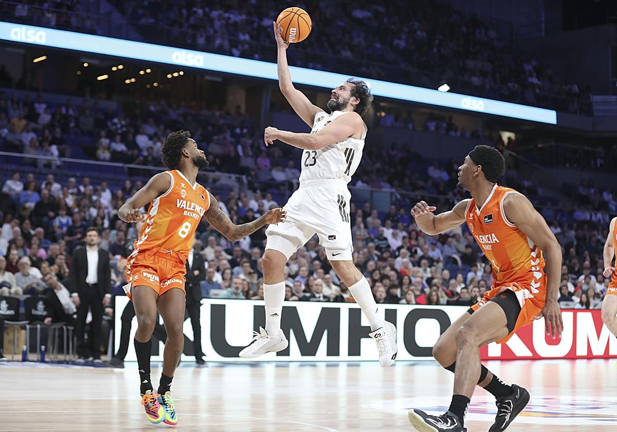 Real Madrid remonta ante Valencia en la Liga Endesa con exhibición de Hezonja
