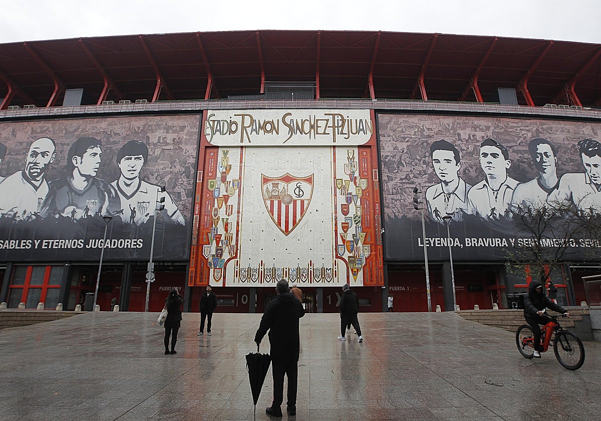 https://s3.abcstatics.com/abc/www/multimedia/deportes/2026/02/08/Estadio-Ramon-Sanchez-Pizjuan-RJyoxes1ELNFPNkwbVeA5CK-1200x840@diario_abc.jpeg
