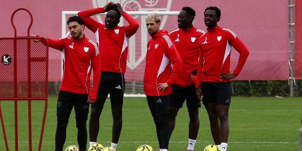 Januzaj es la novedad en el entrenamiento del Sevilla FC