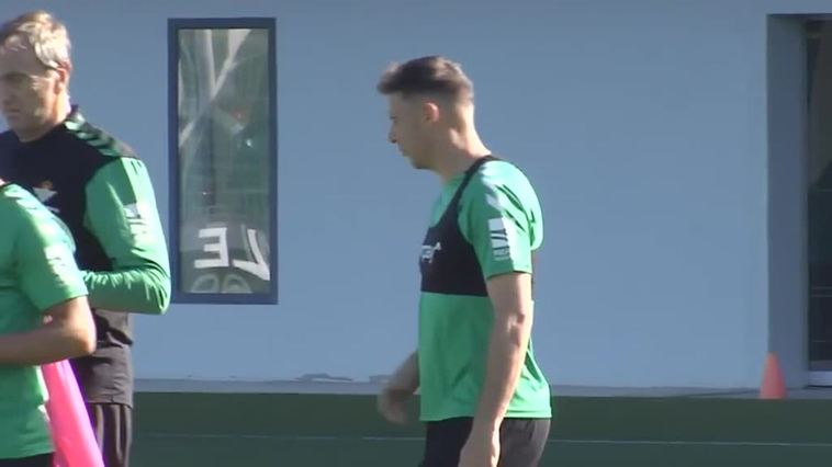 El Real Betis prepara el partido de este domingo ante el Cádiz