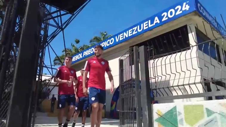 Selección Sub-23 de Chile se prepara con "altas expectativas" para su debut ante Perú en preolímpicos
