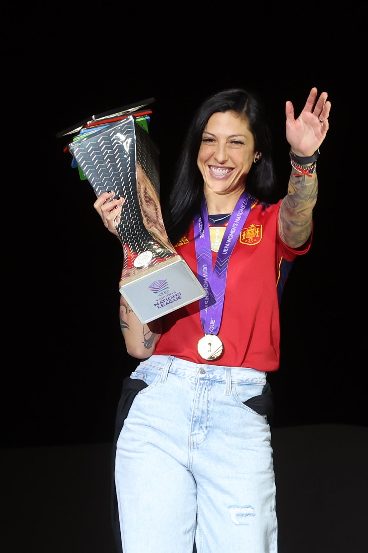 La celebración de la selección española femenina de fútbol tras ganar la Nations Leage, en imágenes