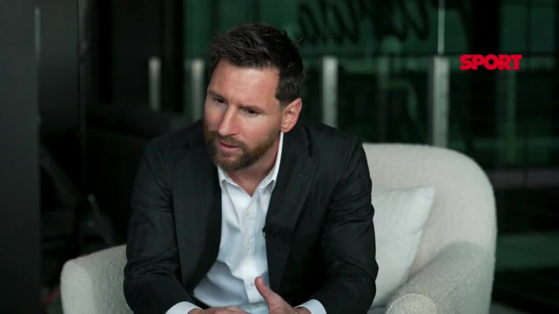 Messi: &quot;Extrañamos mucho Barcelona; hablamos de la idea de volver ahí&quot;