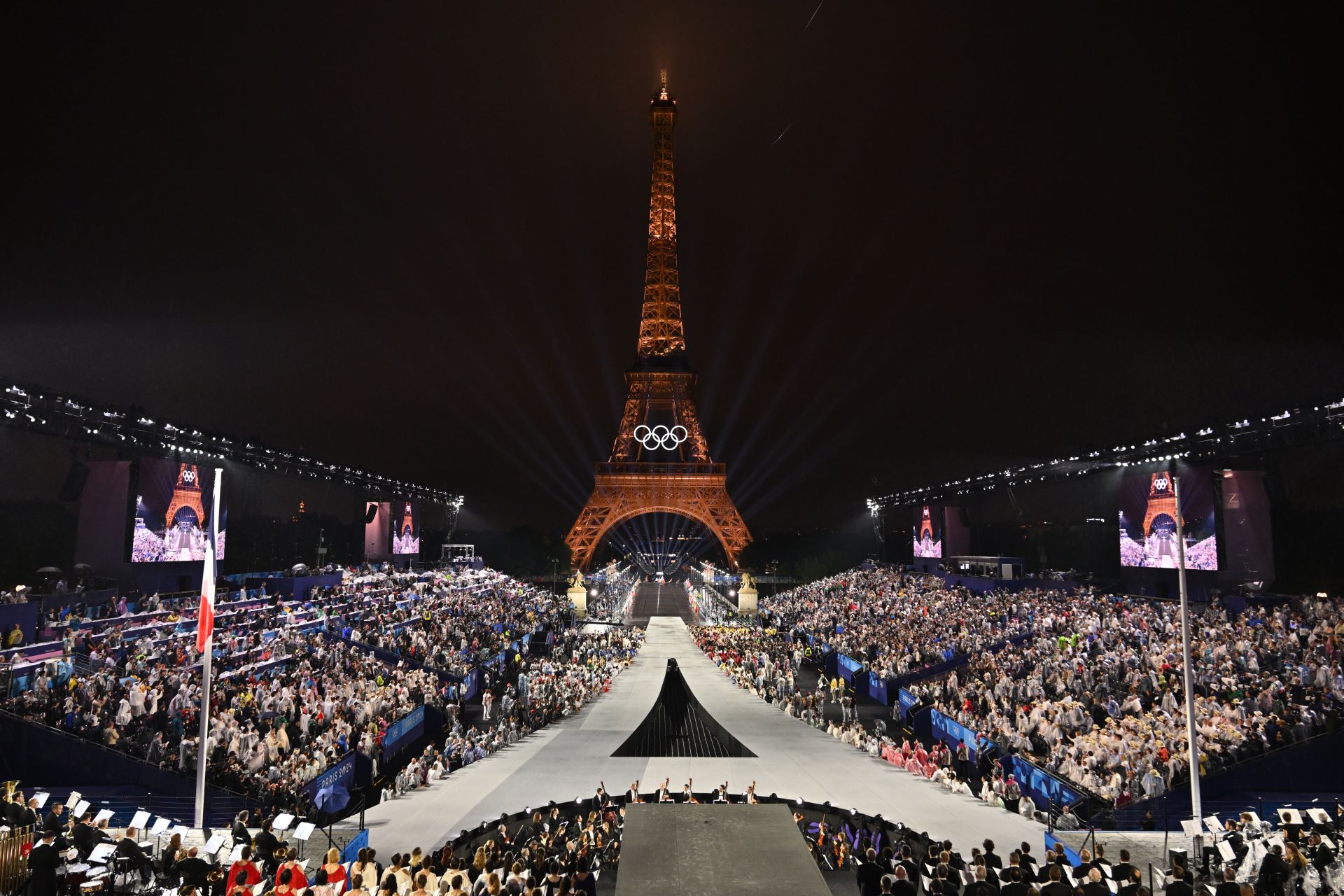 Delegaciones de los Juegos Olímpicos gobernadas por la Torre Eiffel