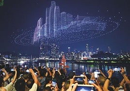 Motores de cohetes, zepelines estratosféricos... Así es 'la NASA' de Teruel