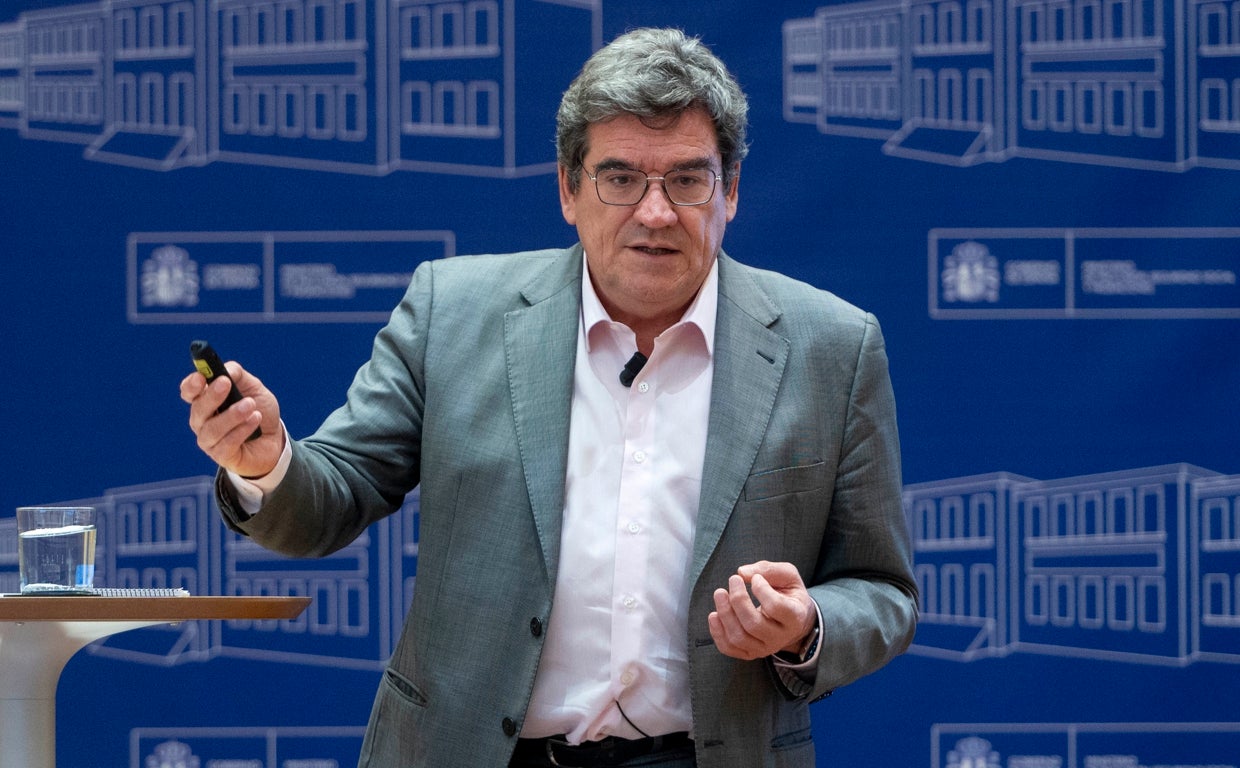 El ministro de Inclusión, Seguridad Social y Migraciones, José Luis Escrivá