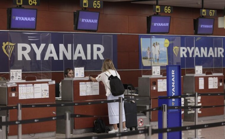 La huelga de tripulantes de cabina de Ryanair deja este martes cuatro vuelos cancelados y 30 retrasos
