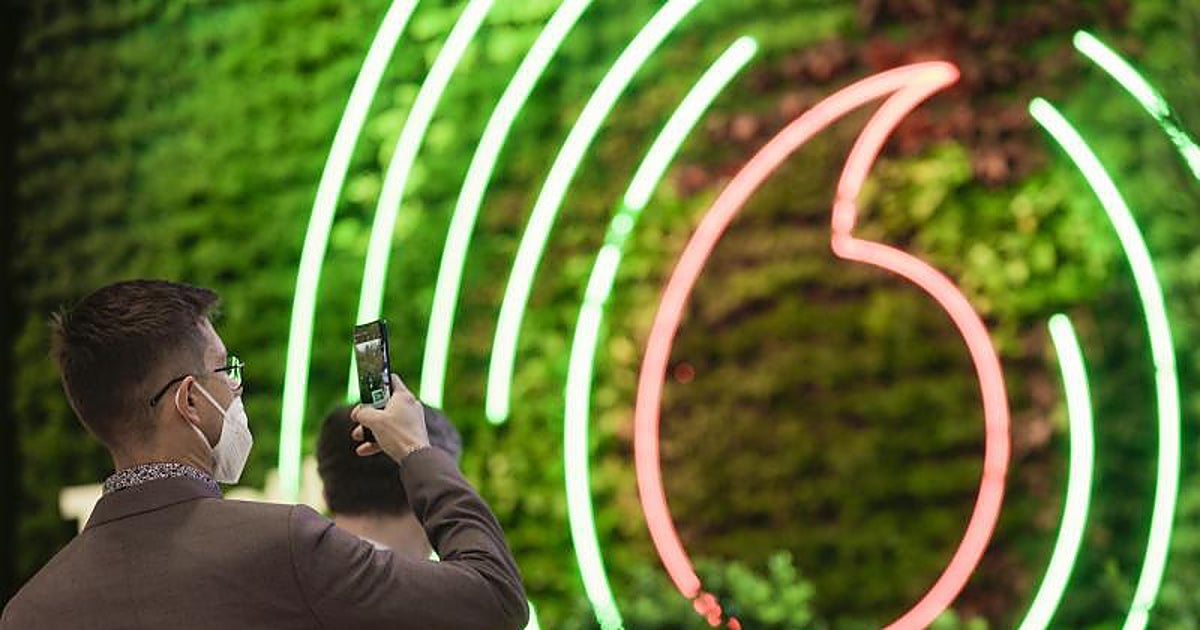 Los precios de telefonía móvil cayeron han caído un 32% desde 2008