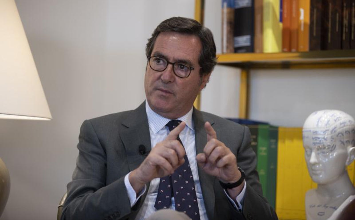 El presidente de la CEOE, Antonio Garamendi