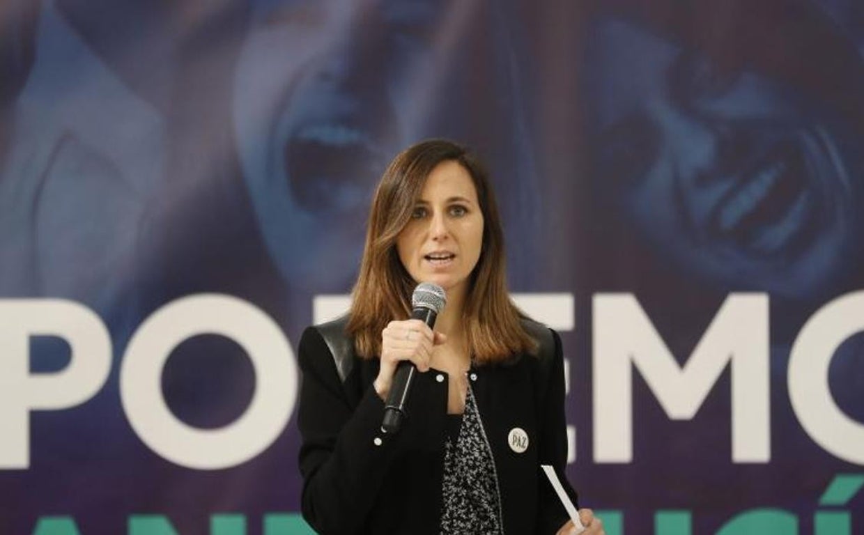 La secretaria general de Unidas Podemos, Ione Belarra, en un acto en Sevilla