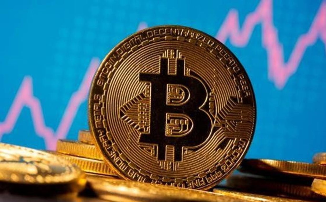Bitcóin y ethereum se desangran en el mercado por el temor a nuevas subidas de los tipos