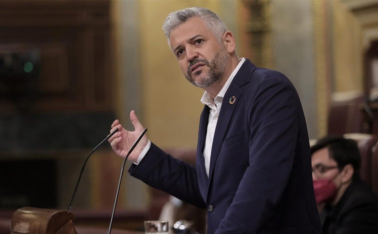 El PSOE niega que los consumidores paguen un sobrecoste en la factura de la luz por la compensación al gas