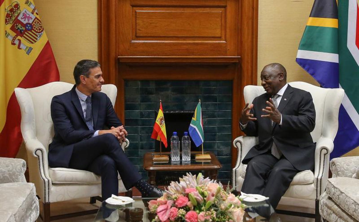 Pedro Sánchez y el presidente sudafricano, Cyril Ramaphosa