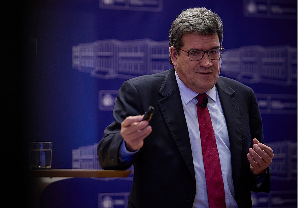 El ministro de Inclusión, Seguridad Social y Migraciones, José Luis Escrivá