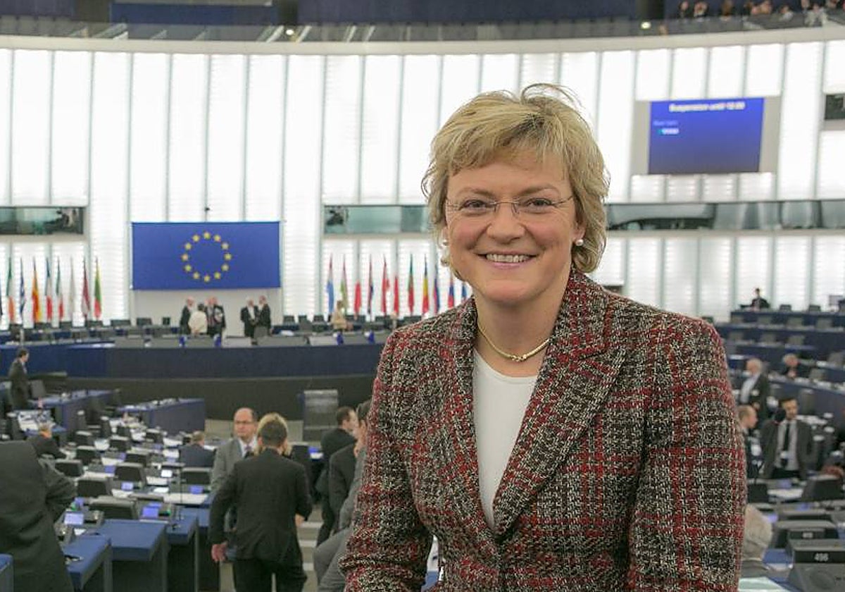 Monika Hohlmeier, presidenta de la Comisión de Control Presupuestario del Parlamento Europeo