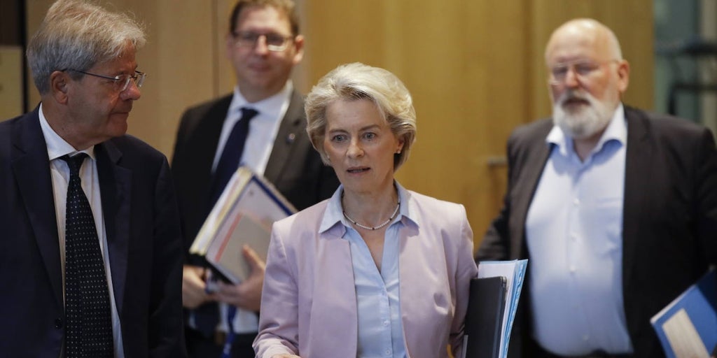 Bruselas ultima el mecanismo de recorte de fondos europeos para países incumplidores