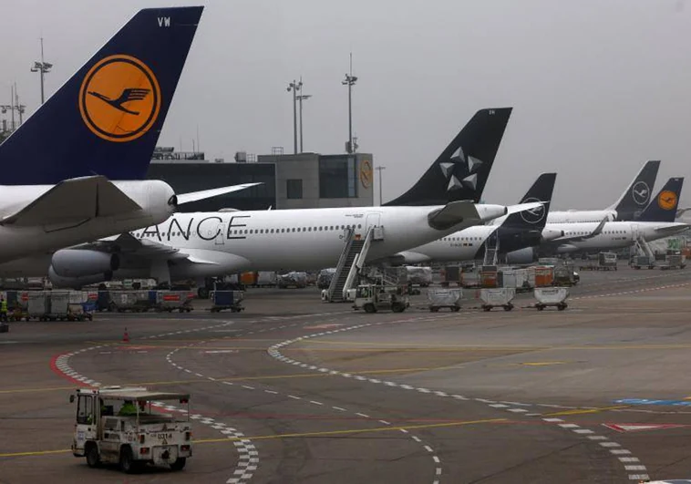 Fallo informático en Lufthansa: ¿Puedo recibir una indemnización por cancelación o retraso de vuelo?