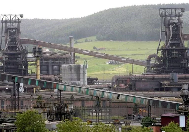Bruselas autoriza la ayuda de Estado de 460 millones a ArcelorMittal para descarbonizar la planta de acero de Gijón