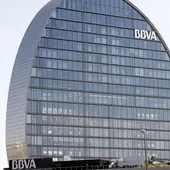 BBVA lanza un aviso a todos sus clientes con tarjeta de débito o crédito