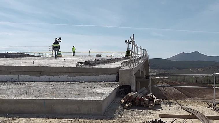 Economía financia el 70% de la inversión privada de la primera fase del Puerto Seco de Antequera