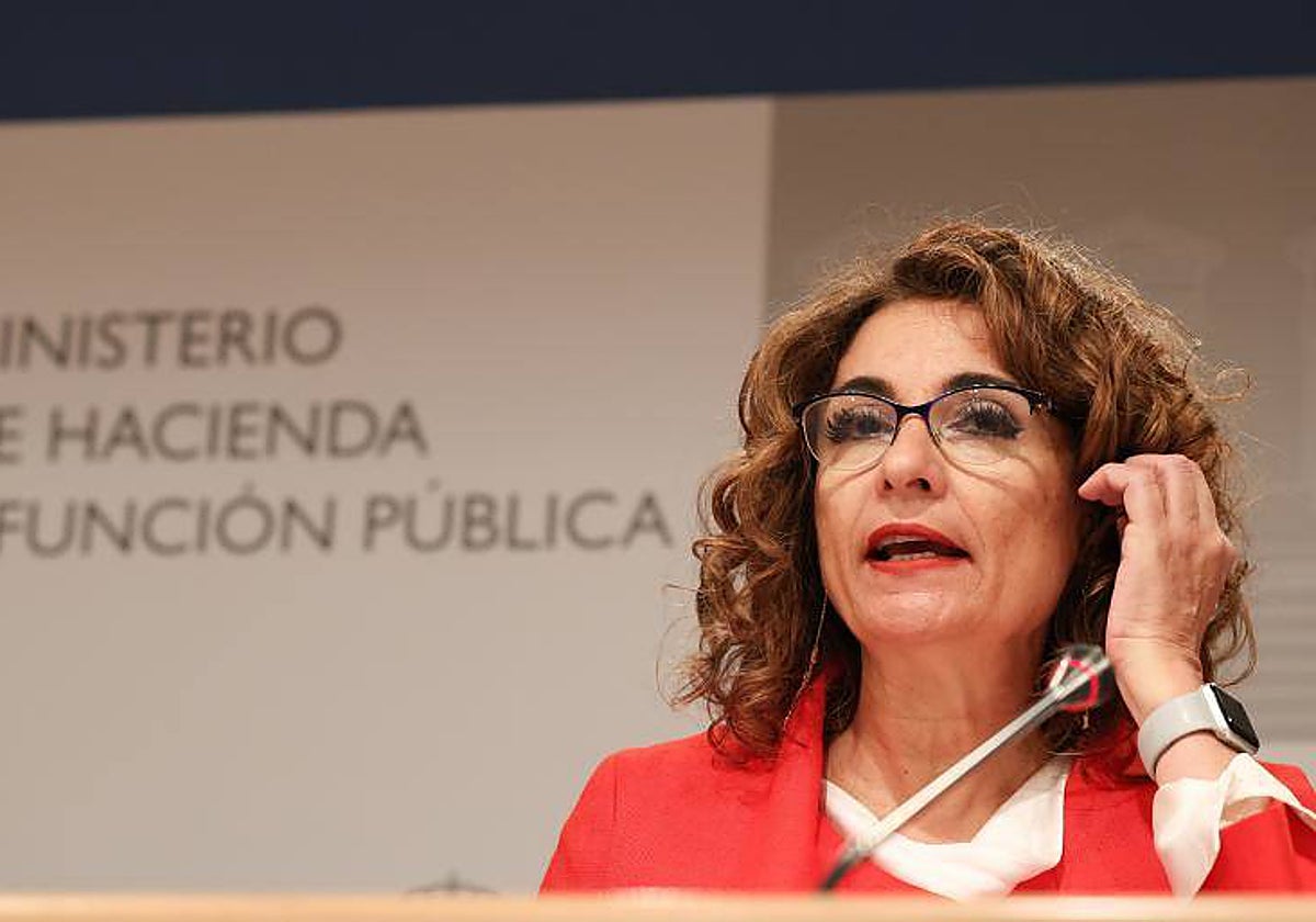 La ministra de Hacienda y Función Pública, María Jesús Montero