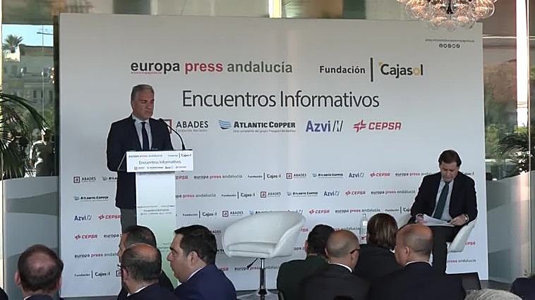 Gobierno, oposición y CEOE valoran el posible traslado de Ferrovial a Países Bajos