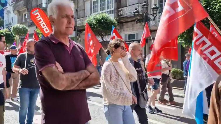 Cientos de personas se manifiestan en Vigo por el 1 de mayo