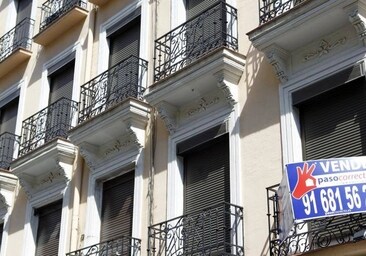 Las rentas altas mantienen la fiesta inmobiliaria: inversiones y segundas  residencias evitan el desplome de la