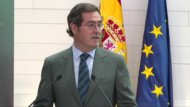 CEOE rechaza el "boicot" que se está produciendo sobre la fresa de Huelva