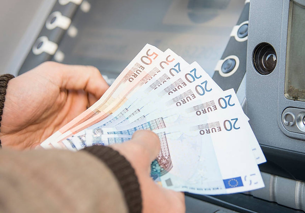 El salario medio en España en relación a la productividad cae a la undécima posición en 2022