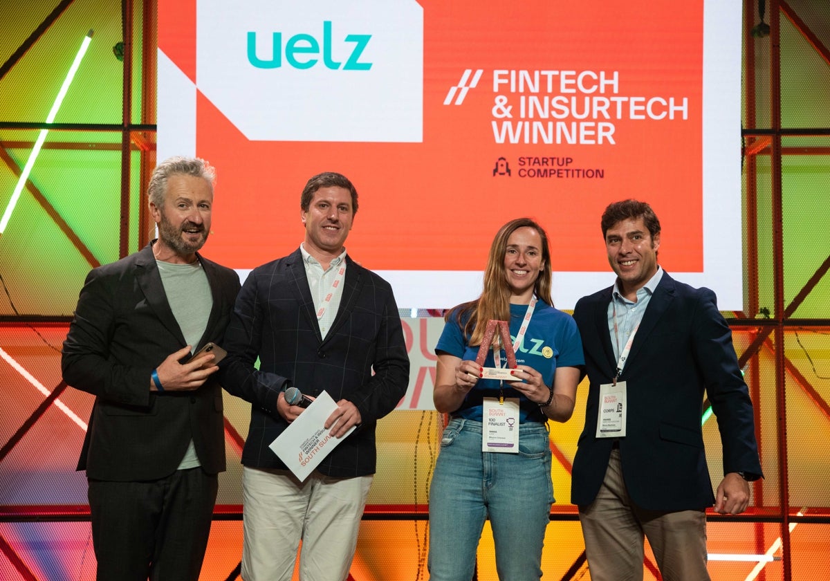 María Luke, CEO de la startup, en el momento de recoger el galardón en el South Summit