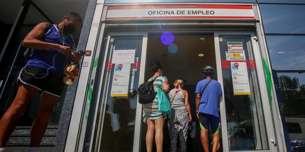 La nueva ayuda del SEPE de 600 euros que puedes pedir desde este mes