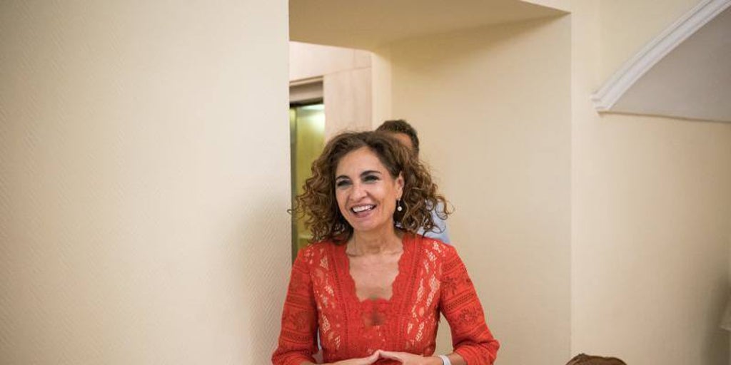 Una farmacéutica evaluará el nivel de interinos para ser interventores