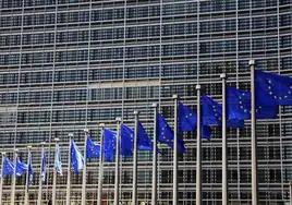 Francia se revuelve contra la designación de una norteamericana en la Comisión Europea