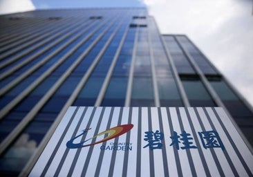 La mayor promotora inmobiliaria china aflora pérdidas por 7.000 millones de euros