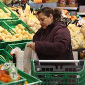 Estos son los 10 supermercados más baratos en España, según la OCU