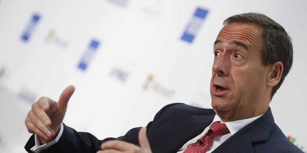 «Es imprescindible volver a la disciplina fiscal»