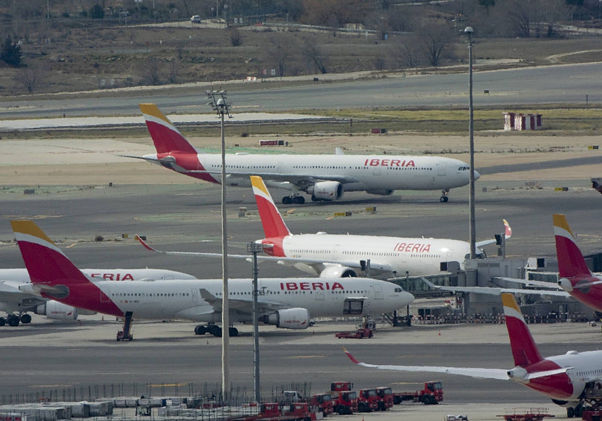 Aviones de Iberia en el aeropuerto Madrid Barajas