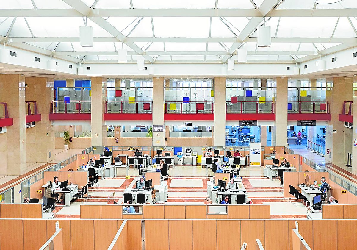 Una oficina de la Administración de la Agencia Tributaria en Madrid