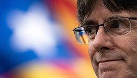 ¿Qué es el 'lawfare'? El concepto que recoge el acuerdo PSOE-Junts y con el que Puigdemont señala a los jueces