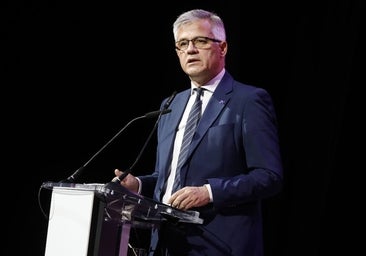 Abucheo empresarial en Ifema al secretario de Estado de Transportes tras la investidura de Sánchez