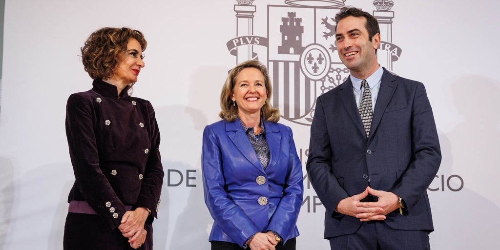 Cuerpo Economía asume bajo la oscuridad de Montero y con Bruselas justiciar ante las reglas fiscales