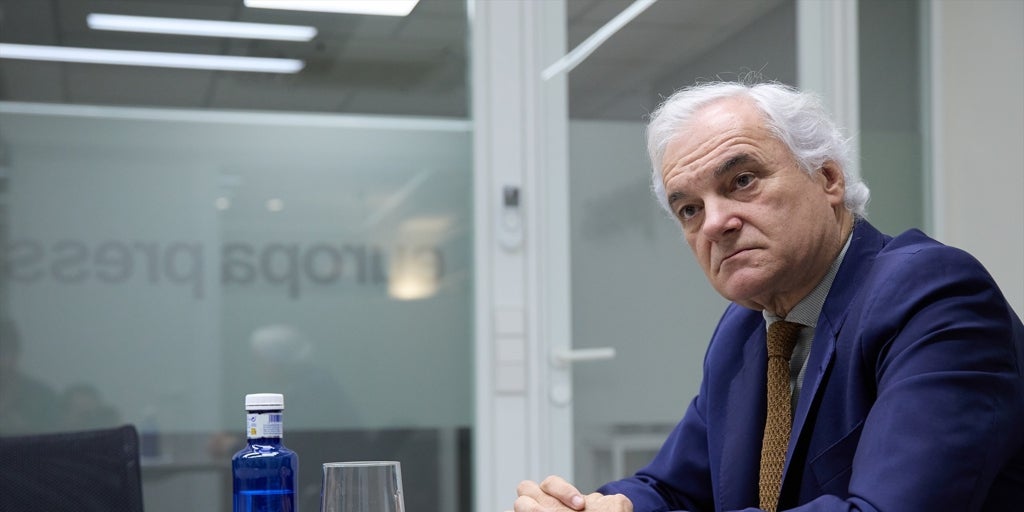 Los empresarios madrileños preparan «ilegalmente» el plan para obligar a las empresas a regresar a Cataluña